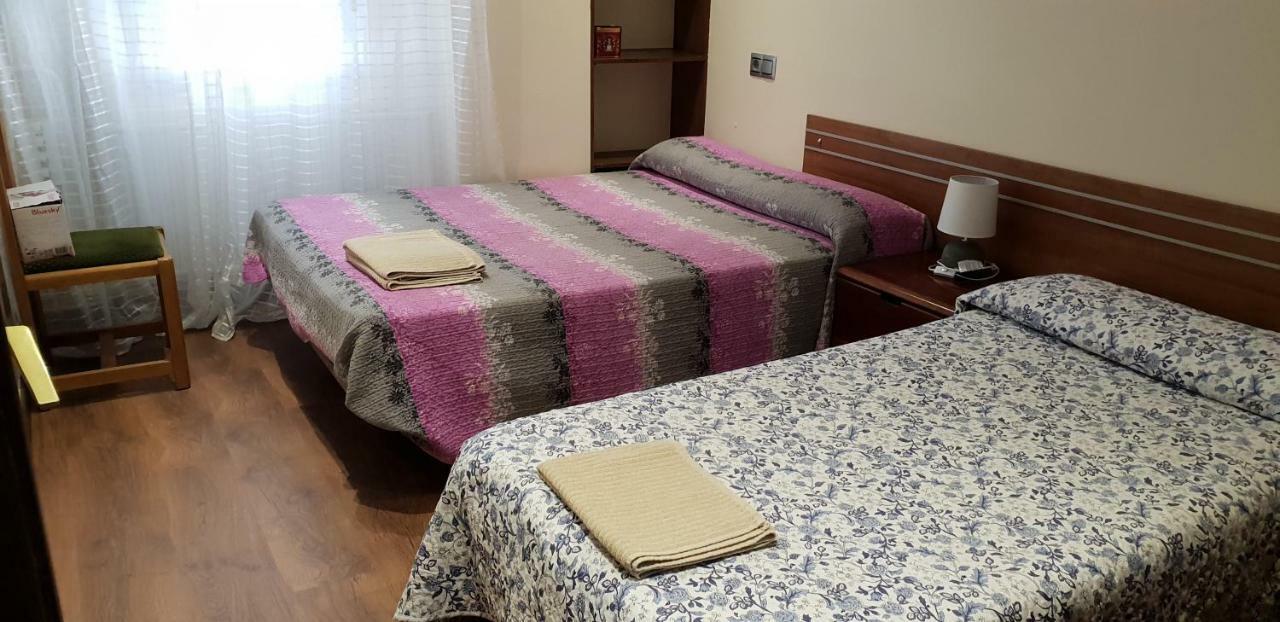 Apartamentos Salamanca Puerta Zamora, Centro, Wifi Con Salon Y 2 Dormitorios, Parking Luaran gambar